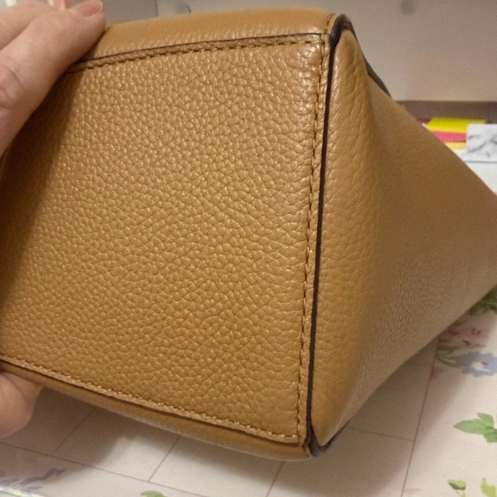 Tory Burch Brown Leather Shoulder Bag - Picture 6 of 13